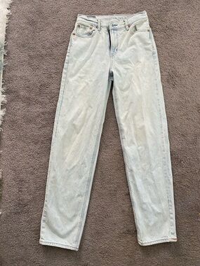American Eagle Outfitters Light Wash Straight Jeans